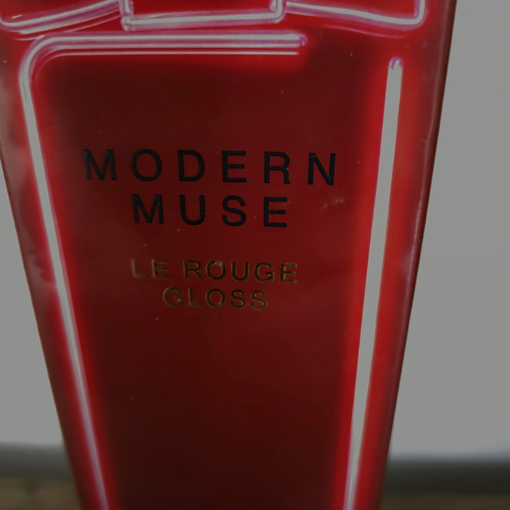 Estee Lauder Modern Muse Le Rouge Gloss - Bold Red